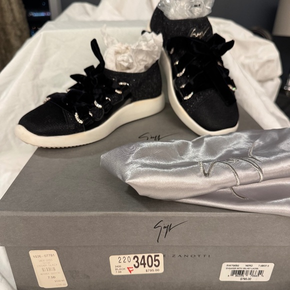 Giuseppe Zanotti Maggie Glittery Velvet Slip On Sneakers W/ Rhinestone Size 7.5 - Picture 2 of 16